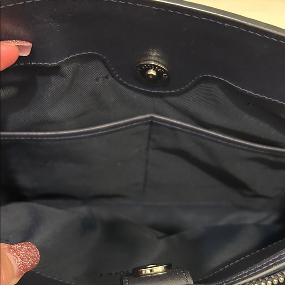 Coach (EUC) Swagger Frame Satchel in Navy Blue Crocodile-Embossed Leather - Picture 10 of 17